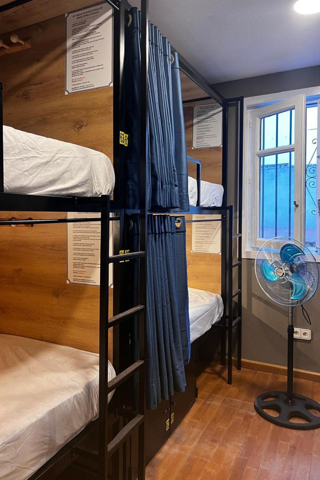 Hostel Estrella 20 Madrid Eksteriør billede